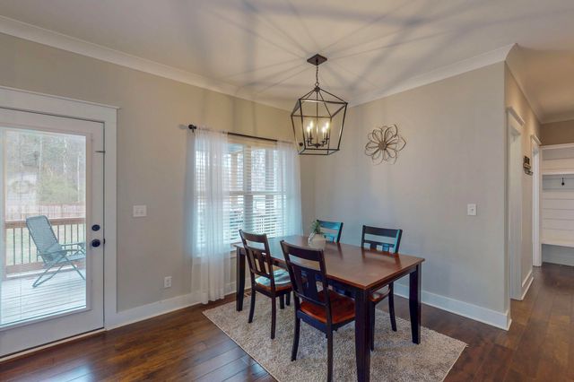 3086 Crow Road NE, Dalton, GA 30721