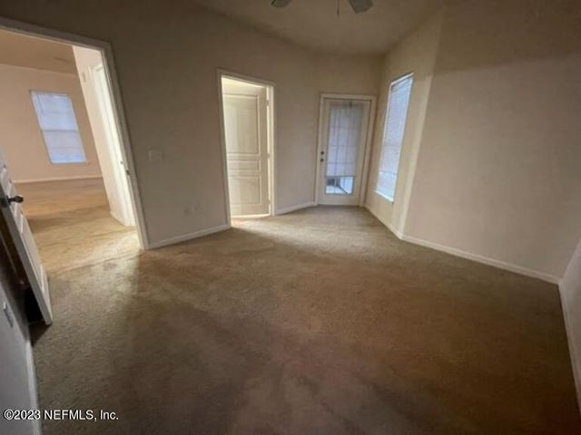 8290 GATE Parkway W 142, Jacksonville, FL 32216