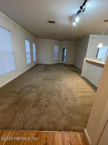 8290 GATE Parkway W 142, Jacksonville, FL 32216