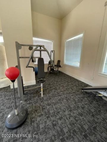 8290 GATE Parkway W 142, Jacksonville, FL 32216