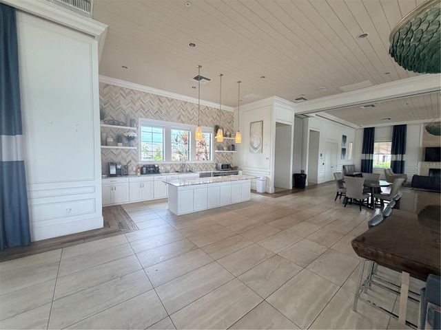5738 LONG SHORE LOOP, Sarasota, FL 34238