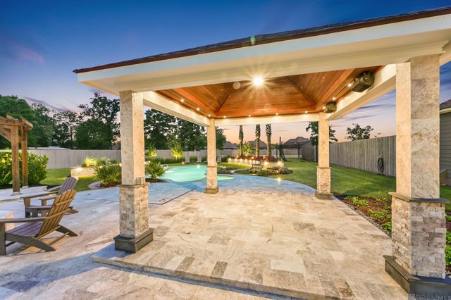 40348 Abby James Rd, Prairieville, LA 70769