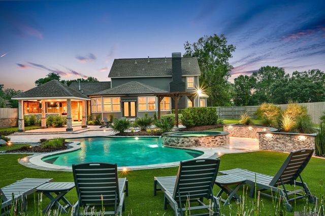 40348 Abby James Rd, Prairieville, LA 70769