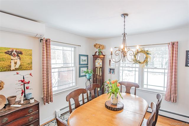 30 Hudson Drive, Hyde Park, NY 12538