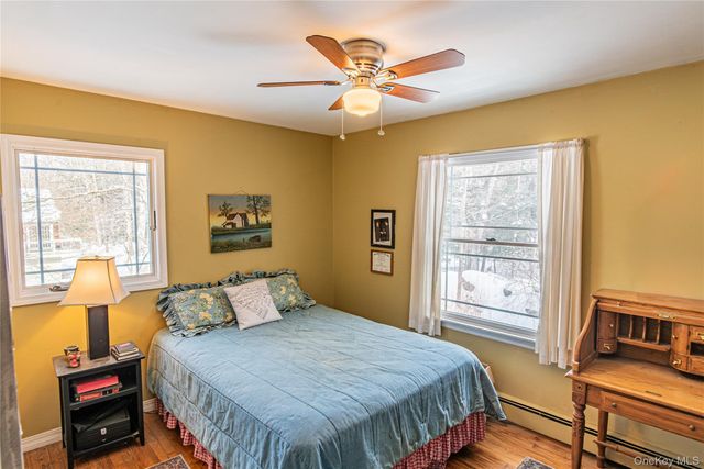 30 Hudson Drive, Hyde Park, NY 12538