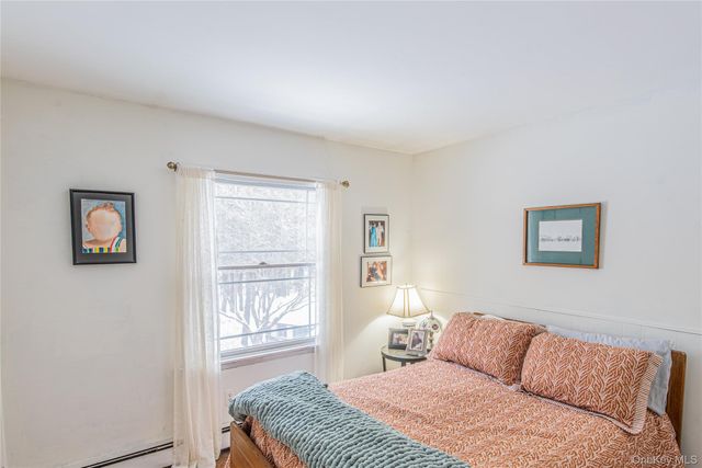 30 Hudson Drive, Hyde Park, NY 12538