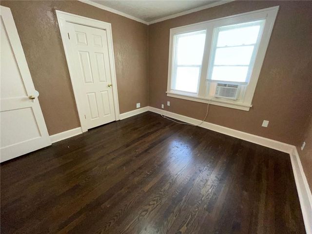 5341 Paseo Boulevard, Kansas City, MO 64110