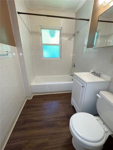 5341 Paseo Boulevard, Kansas City, MO 64110