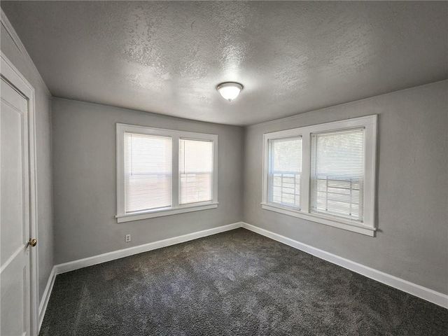 5341 Paseo Boulevard, Kansas City, MO 64110