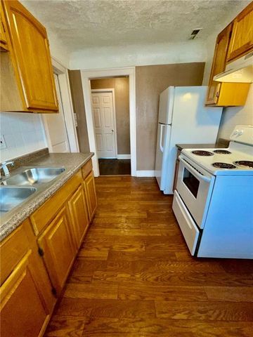 5341 Paseo Boulevard, Kansas City, MO 64110