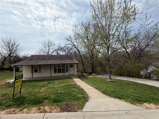 4929 Freeman Avenue, Kansas City, KS 66102