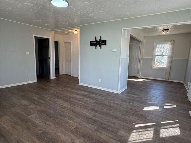 4929 Freeman Avenue, Kansas City, KS 66102