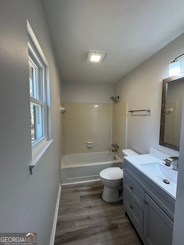 3821 River Road, Ellenwood, GA 30294
