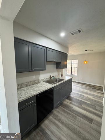 3821 River Road, Ellenwood, GA 30294