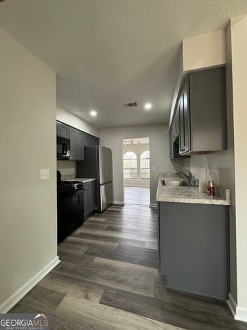 3821 River Road, Ellenwood, GA 30294