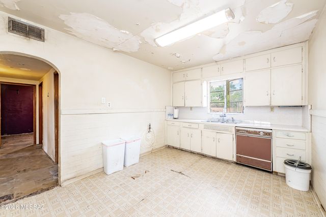 5132 E Fairmount Street, Tucson, AZ 85712