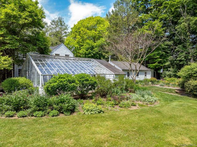 11 Fostertown Road, Newburgh, NY 12550