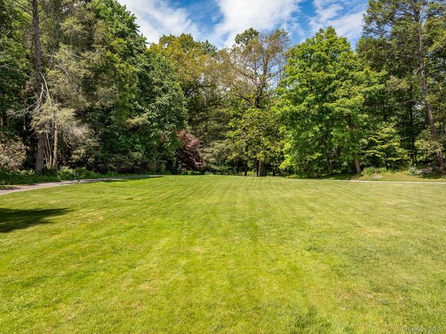 11 Fostertown Road, Newburgh, NY 12550