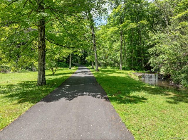 11 Fostertown Road, Newburgh, NY 12550