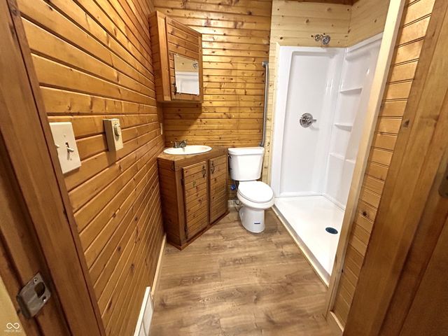 1040 N Cherry Blossom Lane, North Vernon, IN 47265