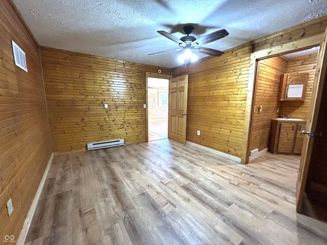 1040 N Cherry Blossom Lane, North Vernon, IN 47265