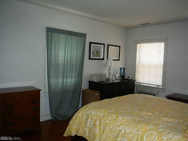 1040 S Lexan CRES, Norfolk, VA 23508