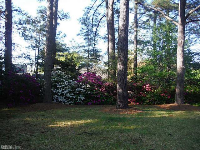 1040 S Lexan CRES, Norfolk, VA 23508