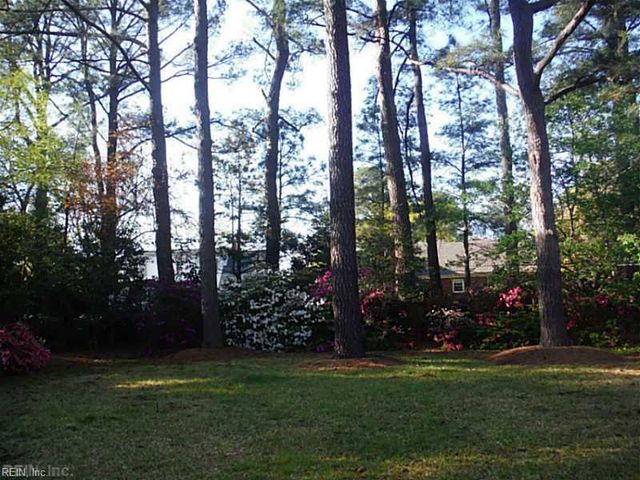 1040 S Lexan CRES, Norfolk, VA 23508