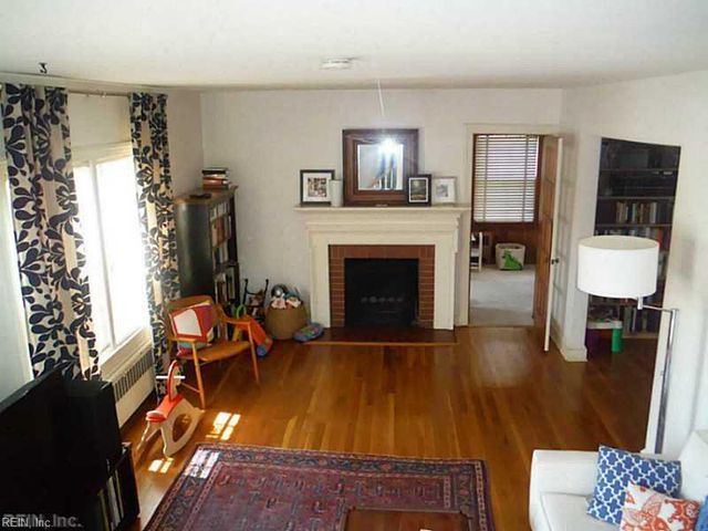 1040 S Lexan CRES, Norfolk, VA 23508