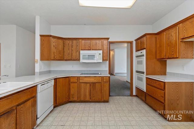 2305 E Oakridge St, Boise, ID 83716