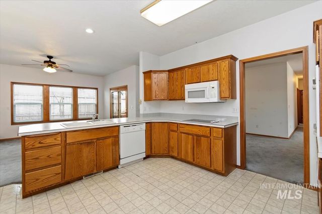 2305 E Oakridge St, Boise, ID 83716