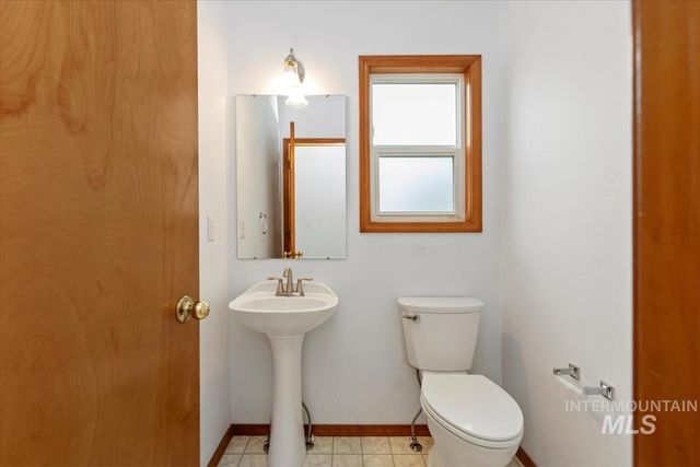 2305 E Oakridge St, Boise, ID 83716