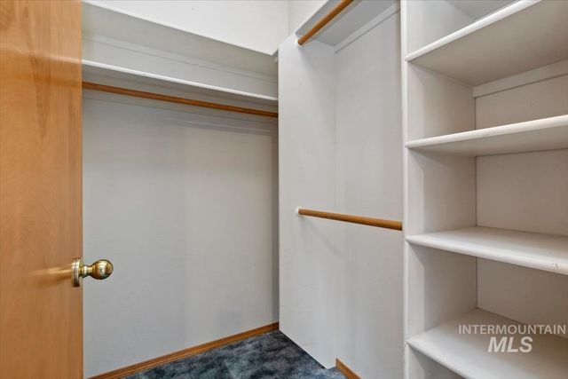 2305 E Oakridge St, Boise, ID 83716