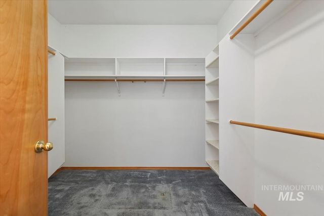 2305 E Oakridge St, Boise, ID 83716