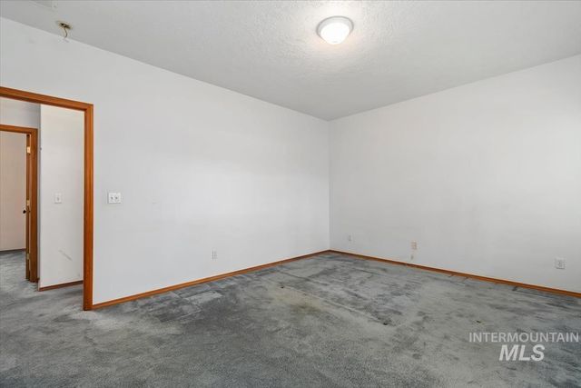 2305 E Oakridge St, Boise, ID 83716