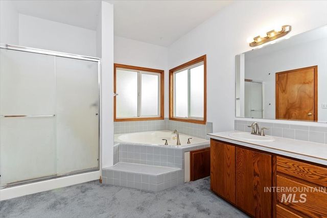 2305 E Oakridge St, Boise, ID 83716