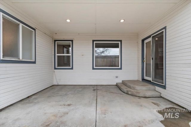 2305 E Oakridge St, Boise, ID 83716