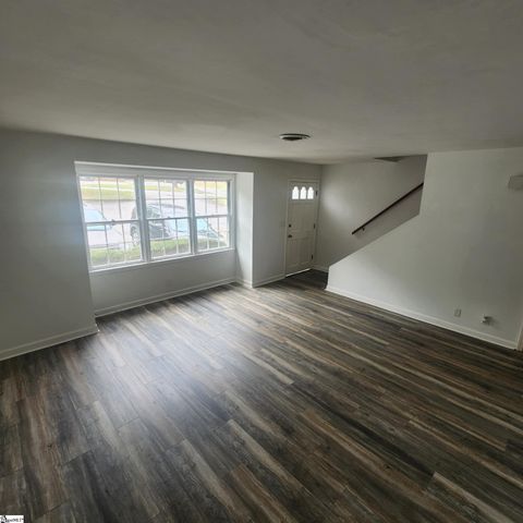 62 Pine Creek Court Extension, Greenville, SC 29605