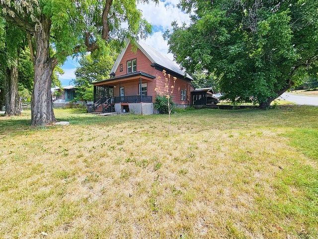 371 S Hofstetter St, Colville, WA 99114