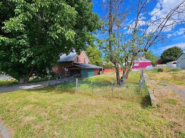 371 S Hofstetter St, Colville, WA 99114