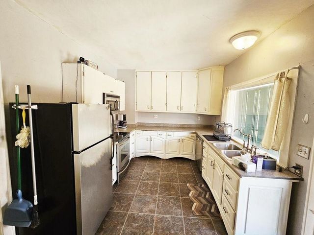 371 S Hofstetter St, Colville, WA 99114