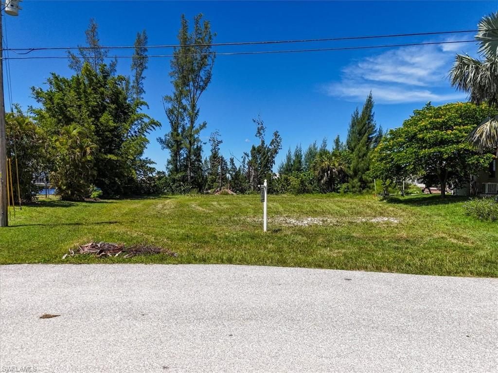 2300 NW 34 AVE, CAPE CORAL, FL 33993 — exterior