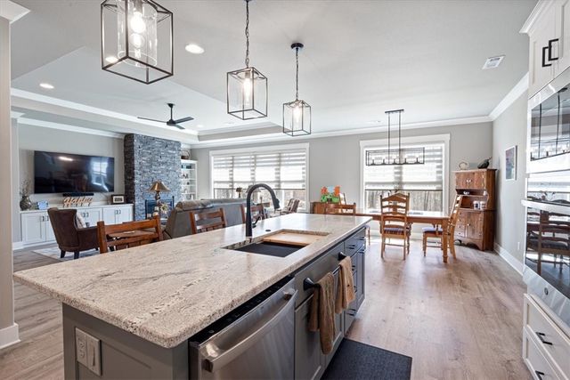 3 Argyll Lane, Bella Vista, AR 72715