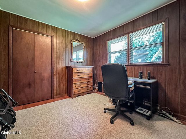 47 Hanneford Road, Queensbury, NY 12804