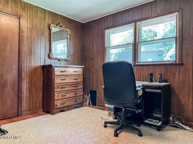 47 Hanneford Road, Queensbury, NY 12804