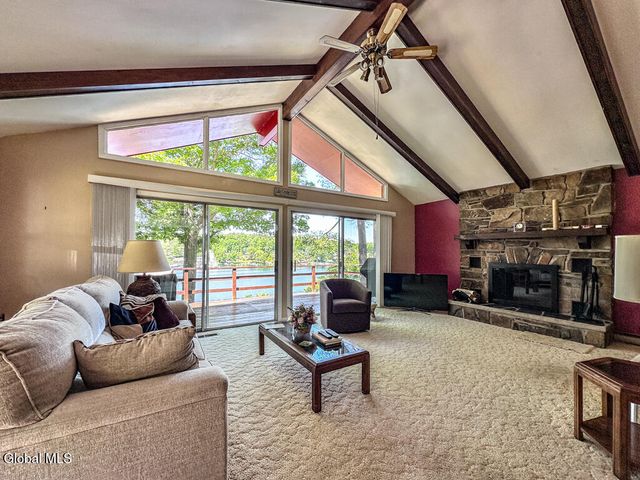 47 Hanneford Road, Queensbury, NY 12804