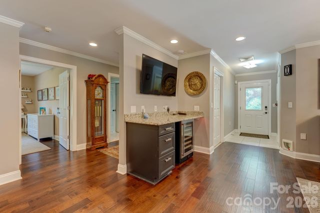 8106 Breezy Hill Drive, Browns Summit, NC 27214