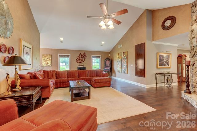 8106 Breezy Hill Drive, Browns Summit, NC 27214