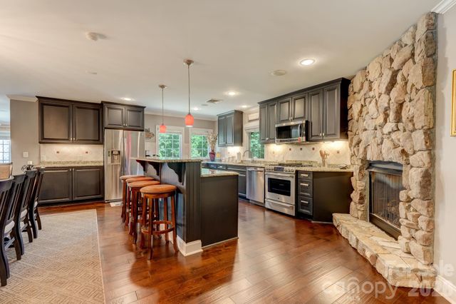 8106 Breezy Hill Drive, Browns Summit, NC 27214