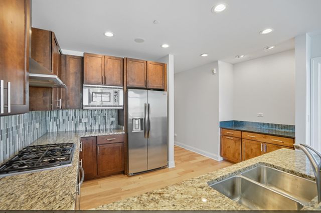 400 Riverboat Row, 1102, Newport, KY 41071